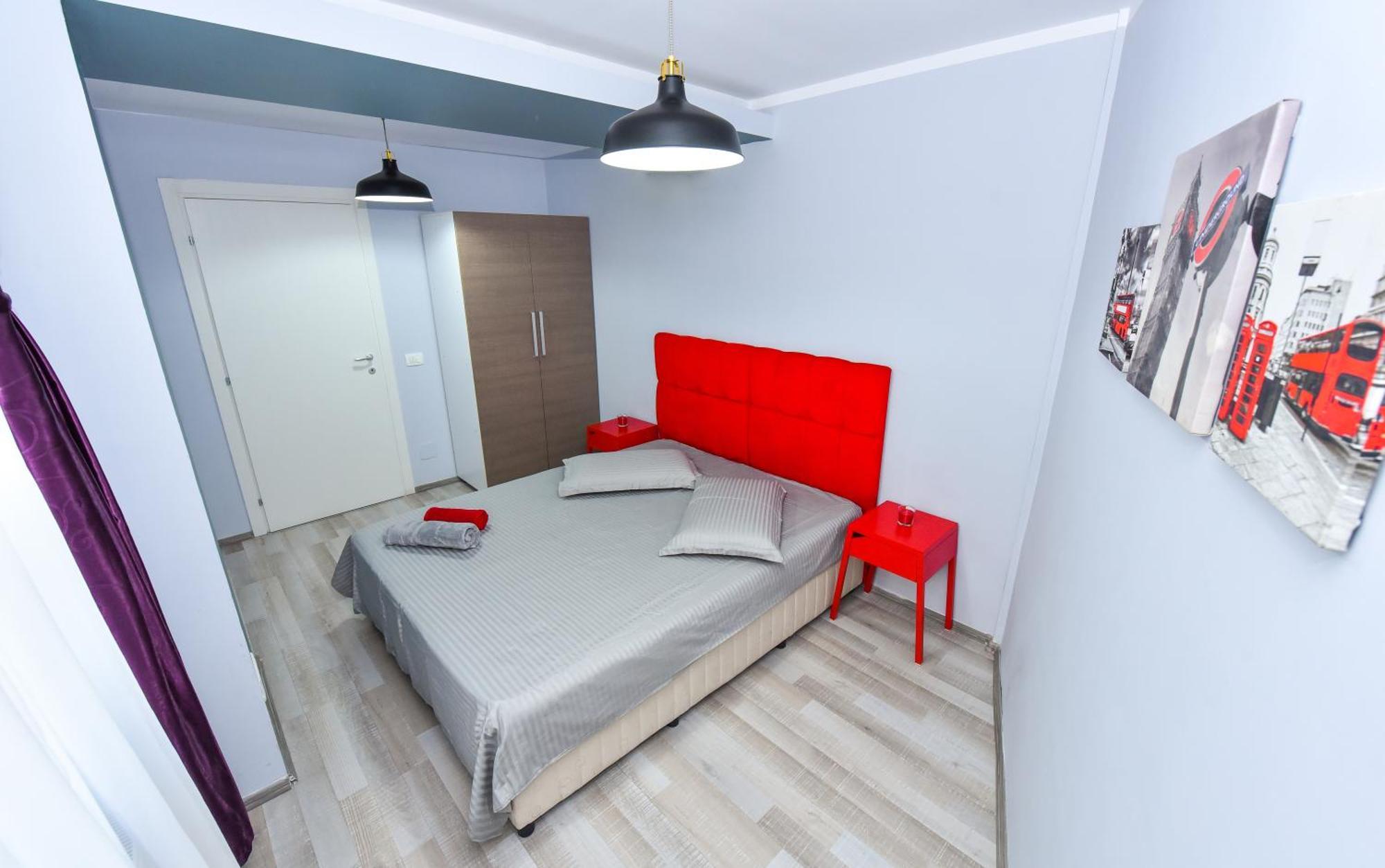 City Center Suite With Terrace Bucharest Exterior photo